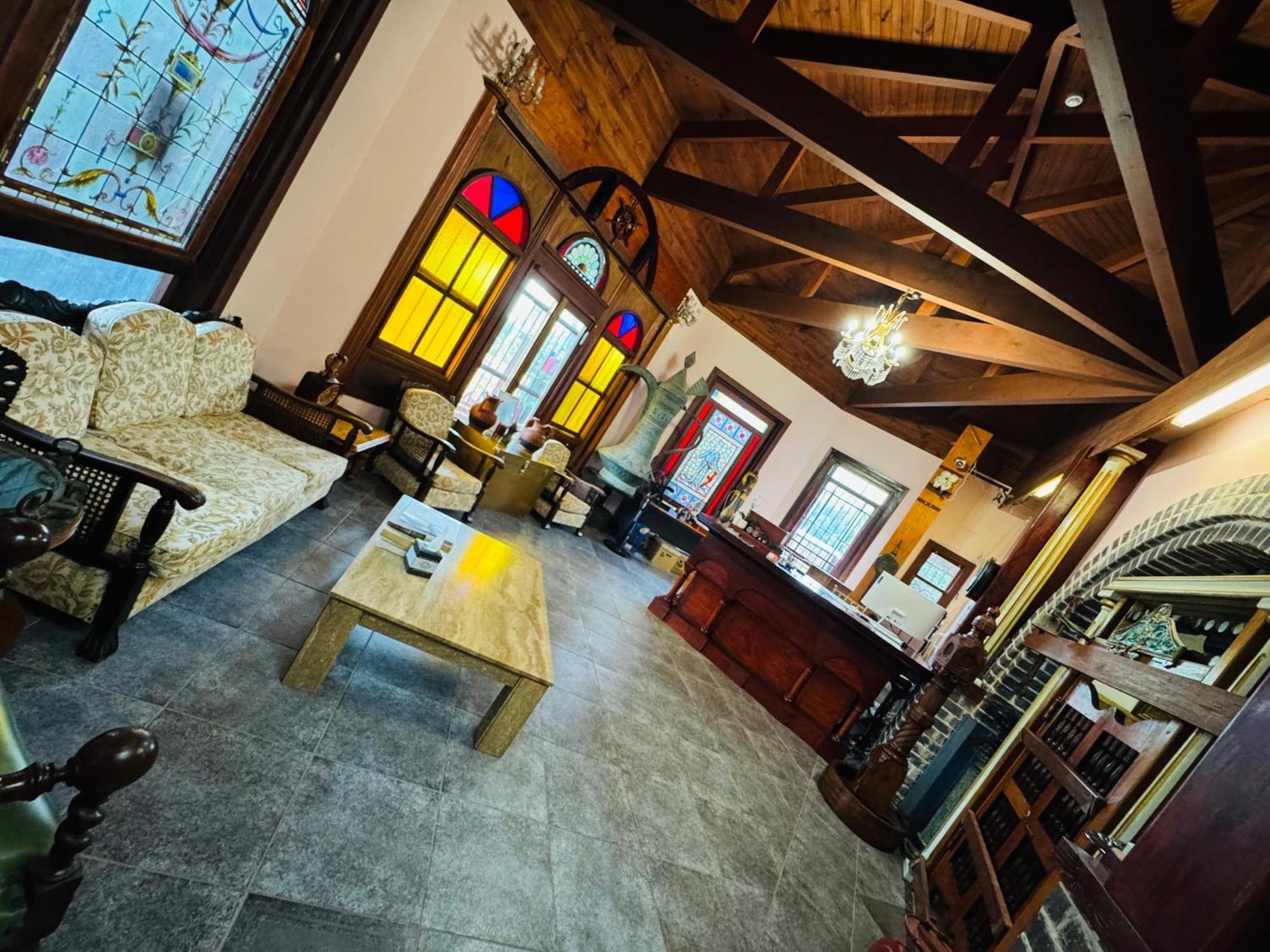 铁路山林小屋 塔里 外观 照片